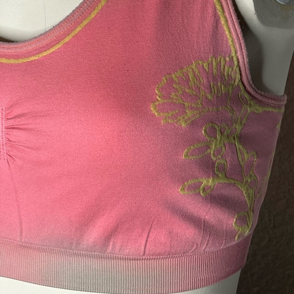Reversible Sports Bra - Picture 3 of 7